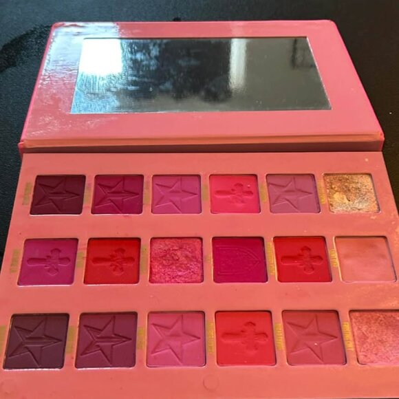 Jeffree star pink religion eyeshadow palette DISCONTINUED - Picture 1 of 2
